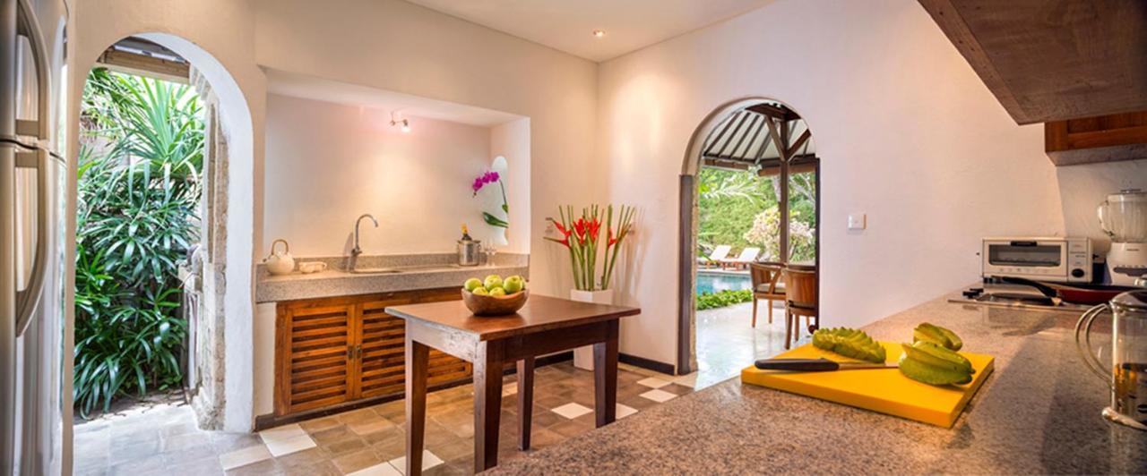Villa Kubu Seminyak Exteriör bild